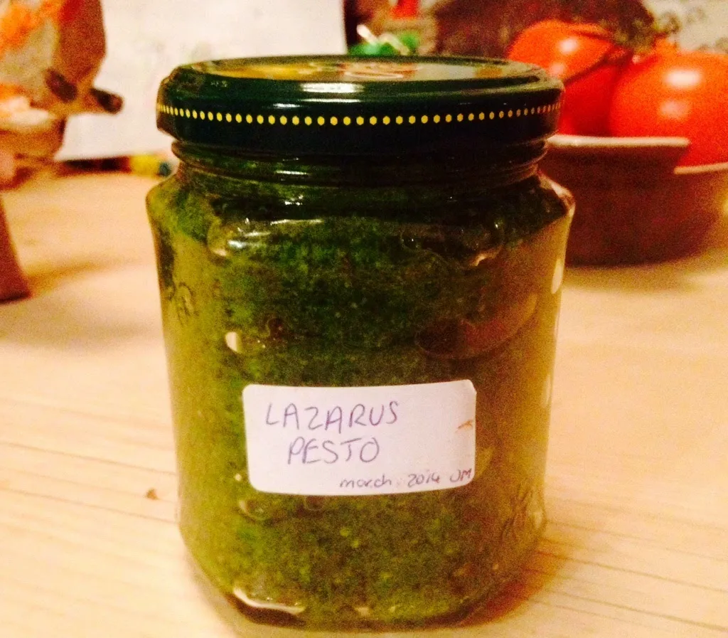 Broccoli pesto