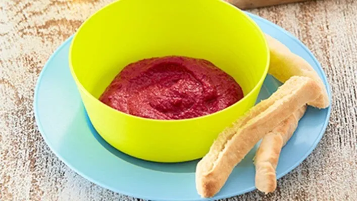 Beetroot dip with pitta bread fingers