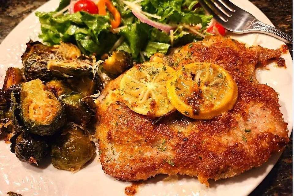 Turkey escalopes with marsala sauce and peas