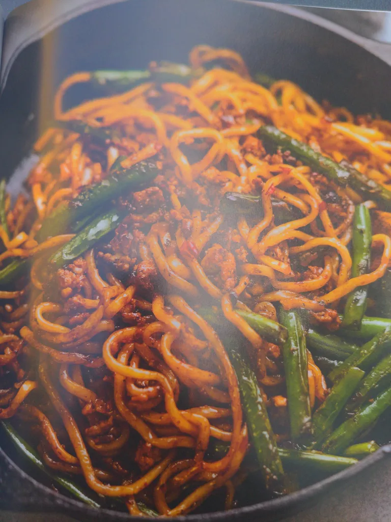 Spicy Sichuan pork noodles