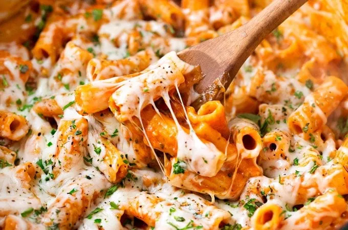 One Pot Chicken Parmesan Pasta