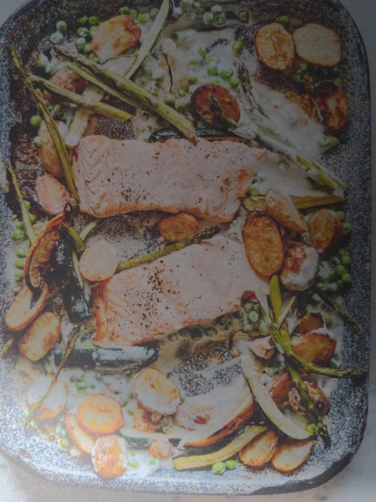 Creamy lemony salmon bake