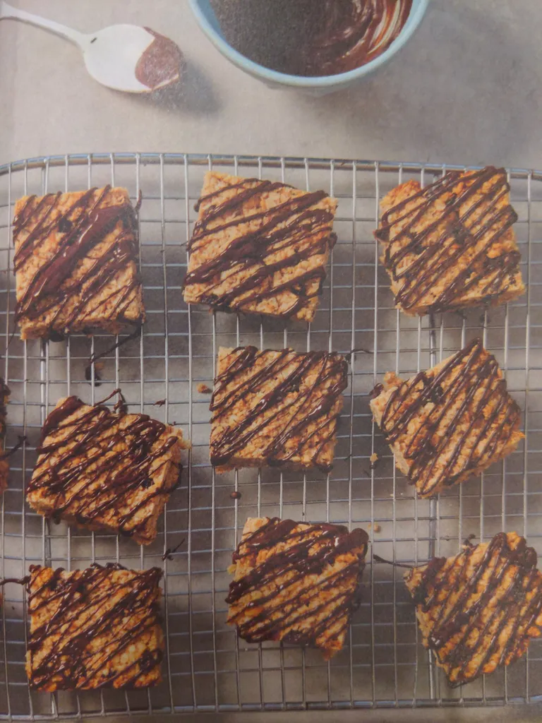 Peanut butter & banana flapjacks