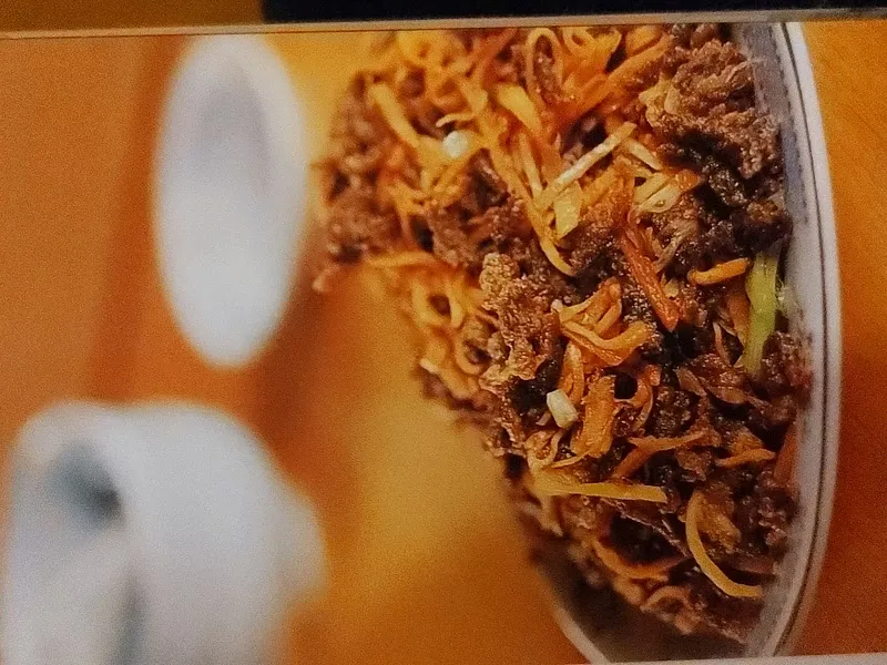 Crispy shredded beef