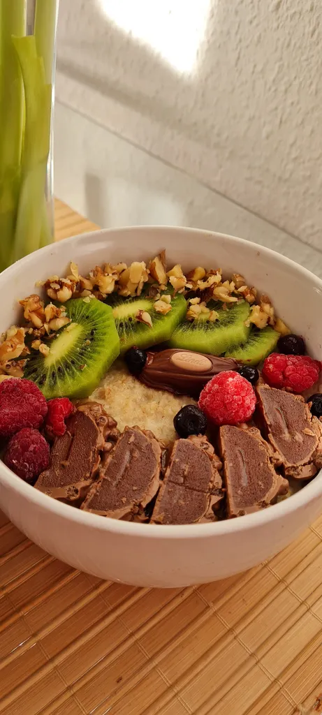 Grapefruit overnight oats