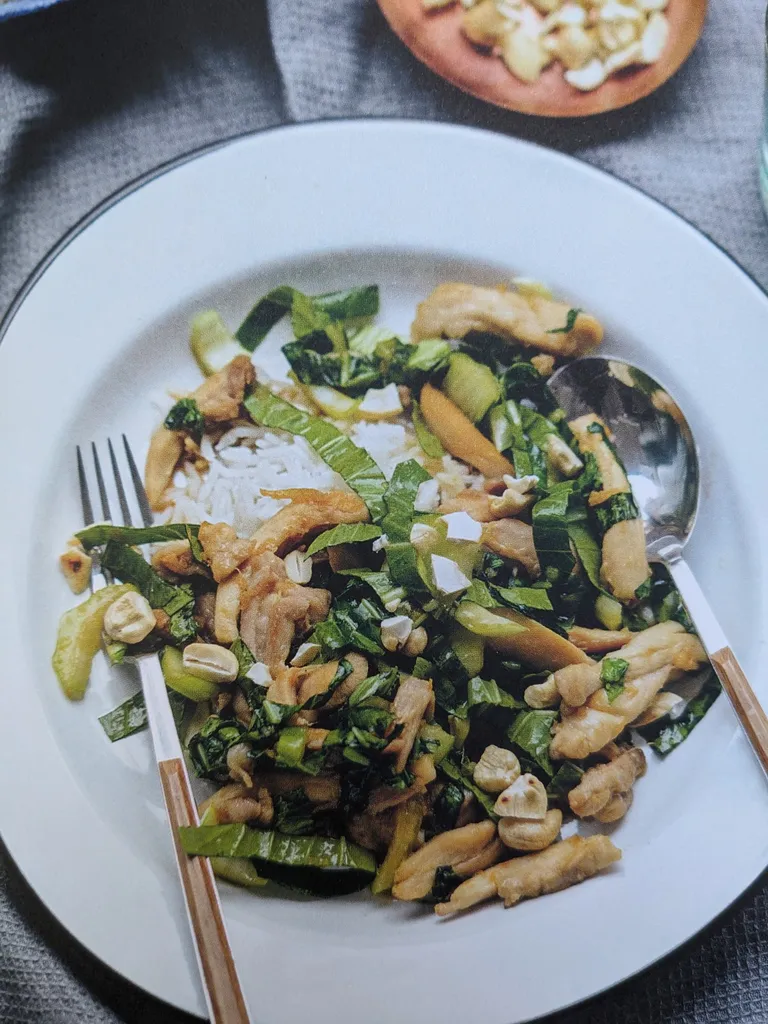Teriyaki chicken with rice & pak choi