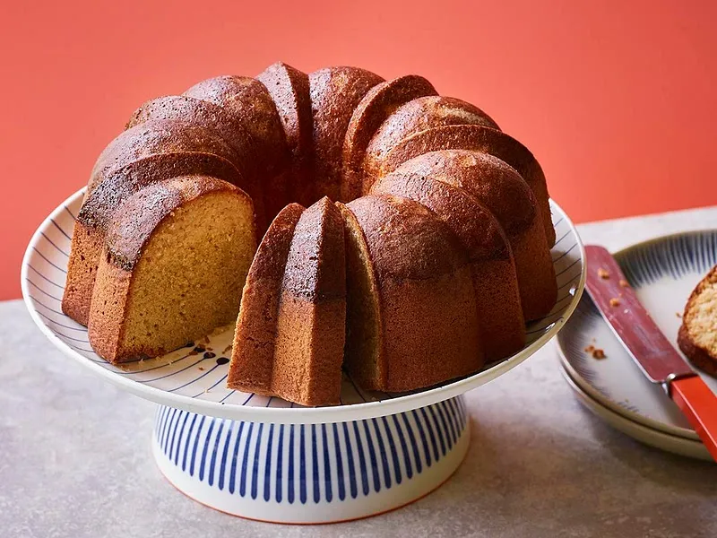 Coconut bundt cake